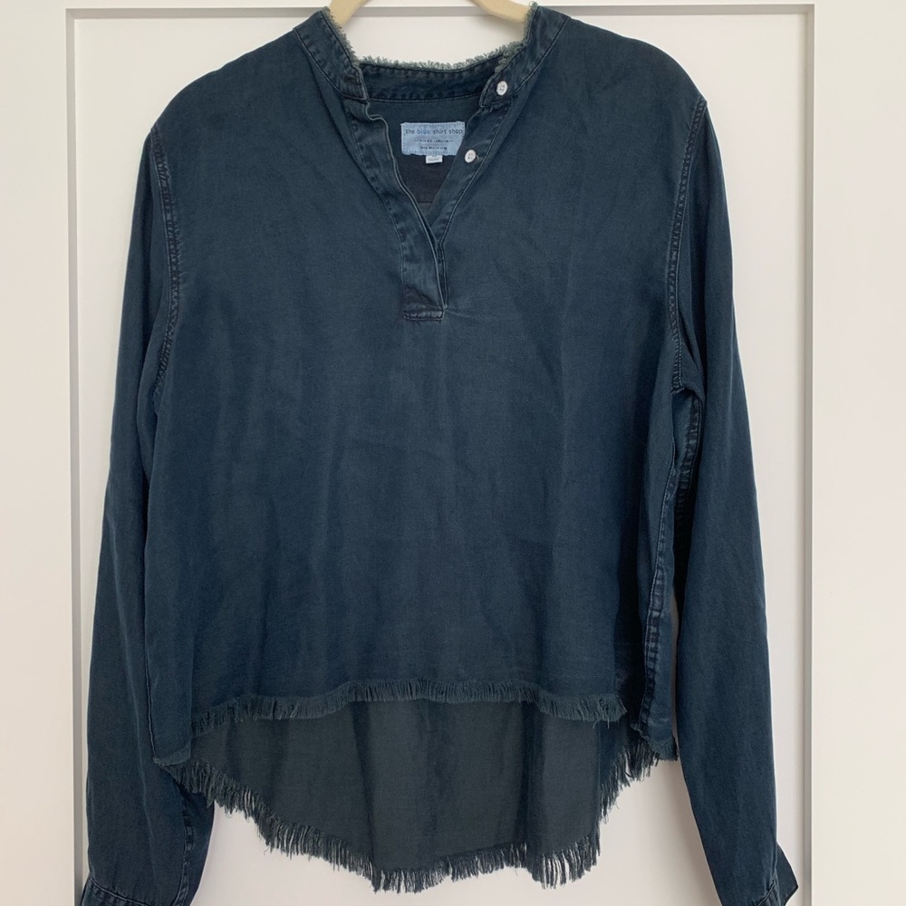 $148 The Blue Shirt Shop crop blouse size M